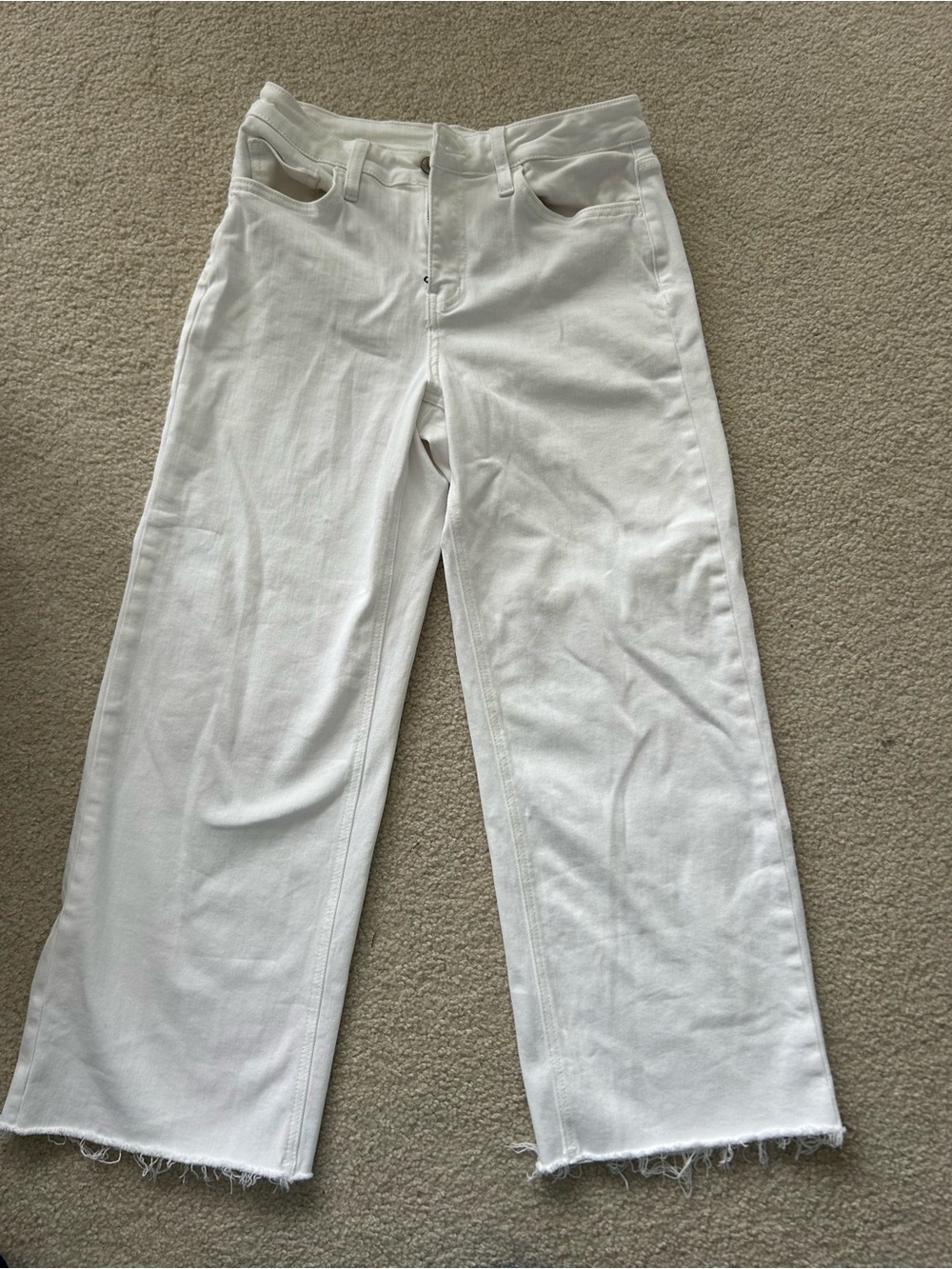 VERVET White Denim Jeans with Raw Hem Detail